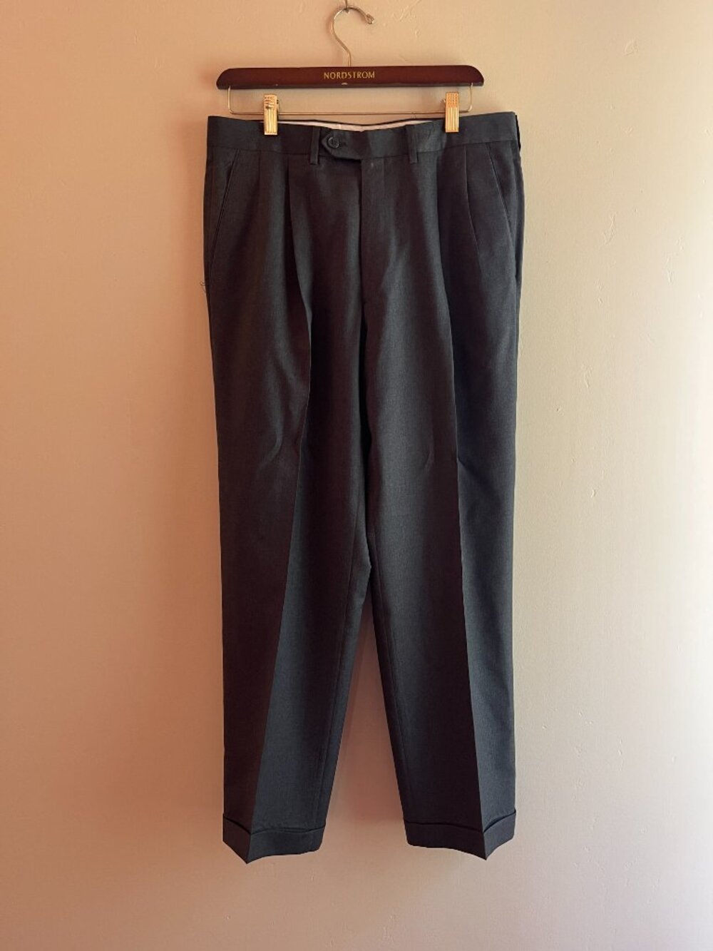 Pazoni Como 2 Medium Grey 100% Wool Pleated Cuffed Dress Pants Trousers vintage